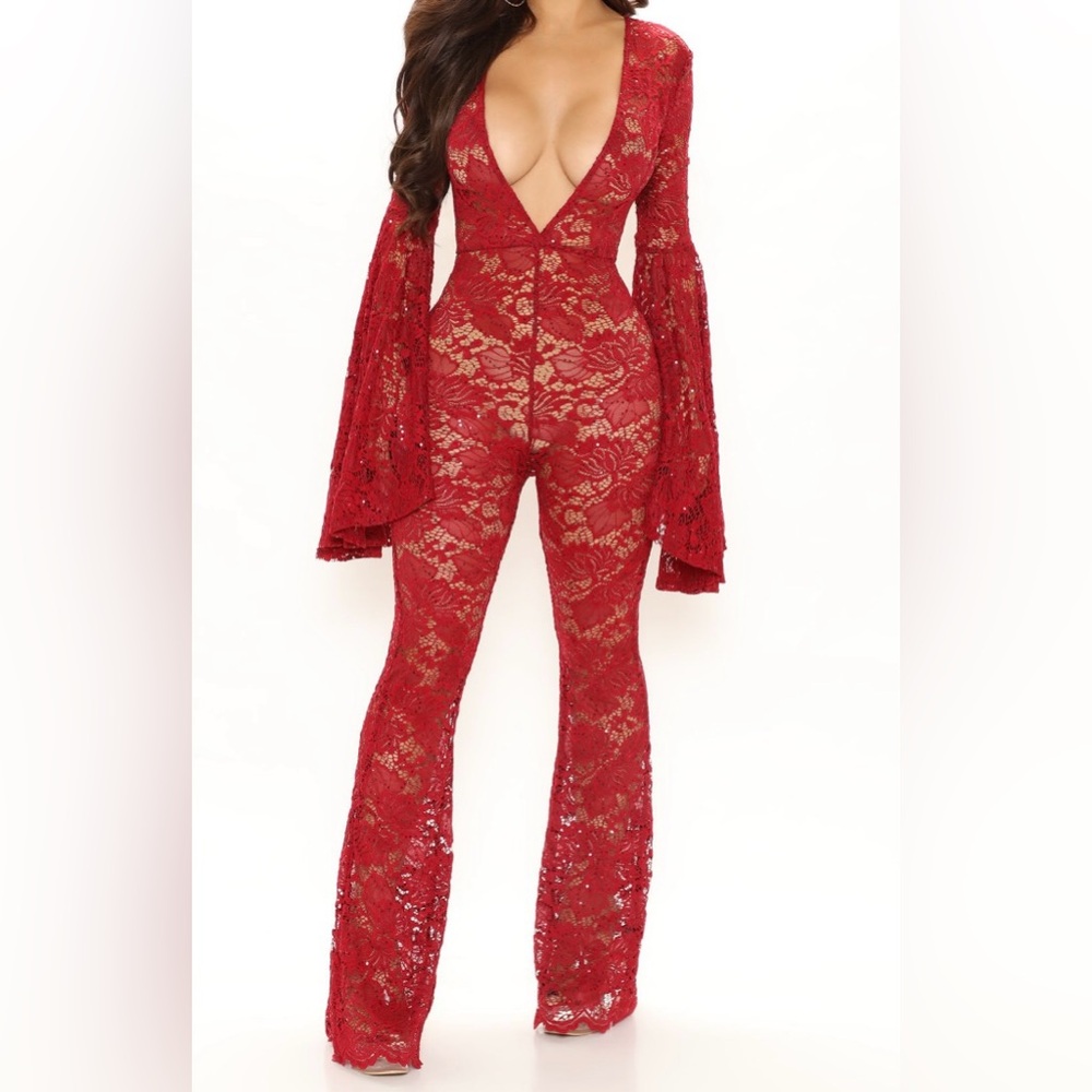 RED HOT 🔥HOLIDAY NYE PARTY
Lovely And Laced Jumpsuit - size XS/S